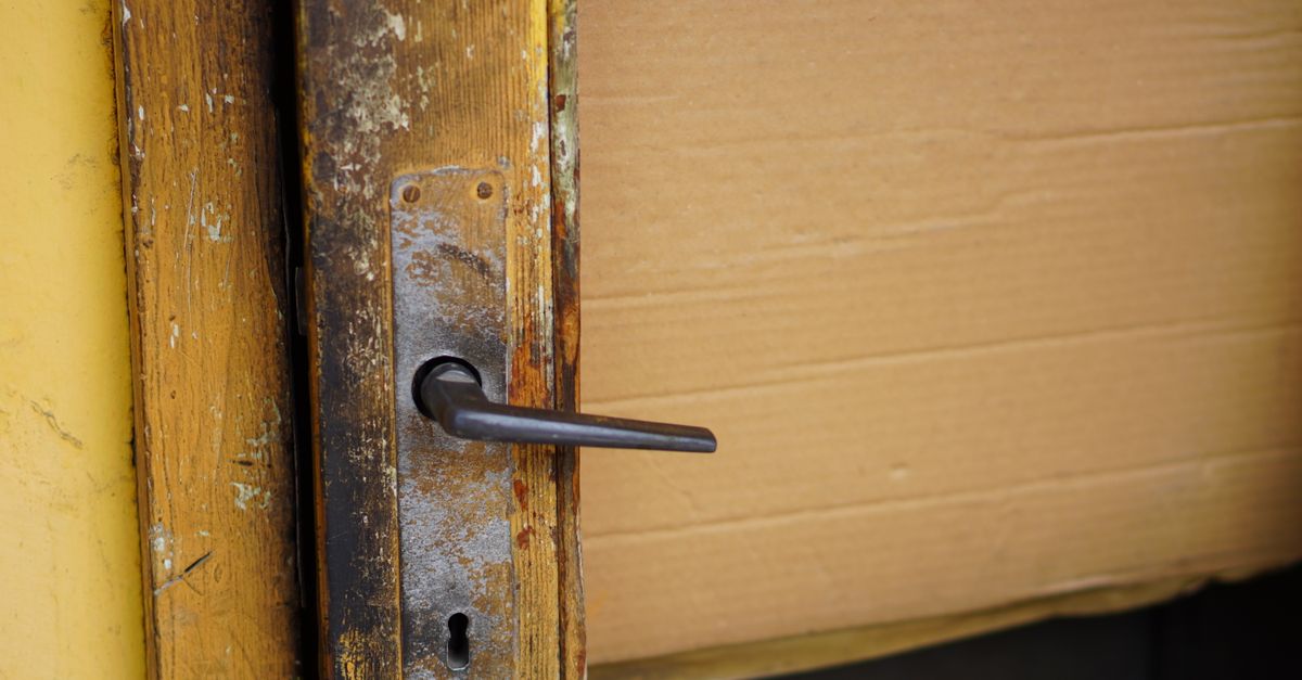 door lock repair home — Ossining Locksmith