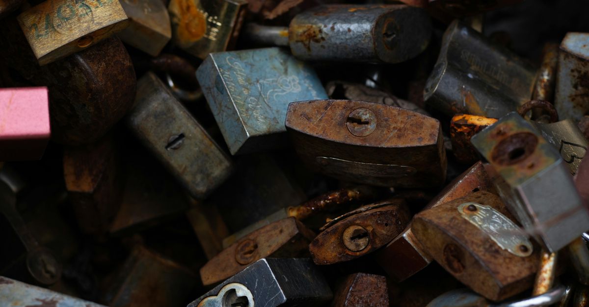 locksmith shop keys — Ossining Locksmith