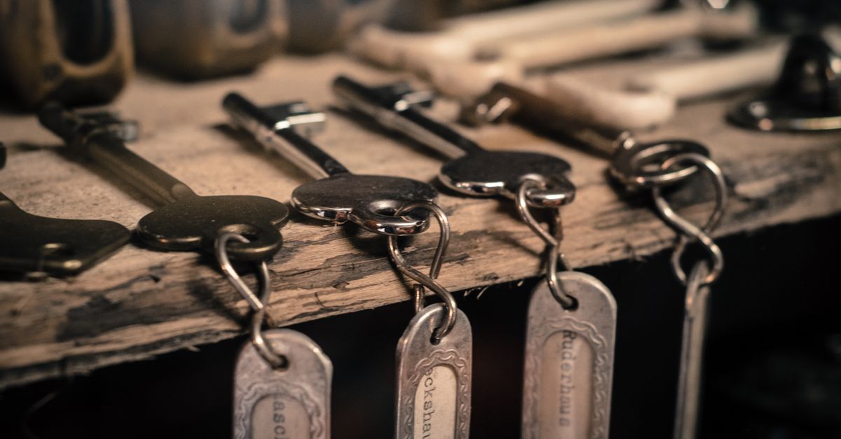 How Master Key Systems Are Structured for Multi-Door Businesses — Ossining Locksmith